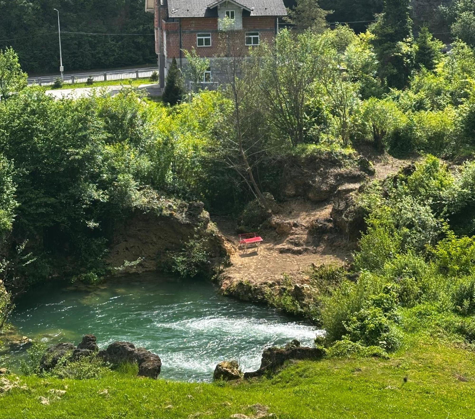 Apart Cobras Jajca Kültér fotó